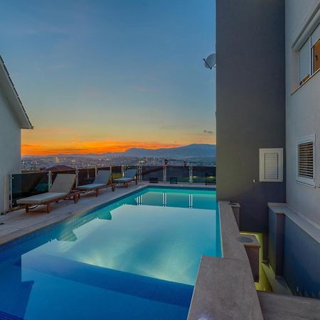 Apartments Pepa ポドストラナ エクステリア 写真